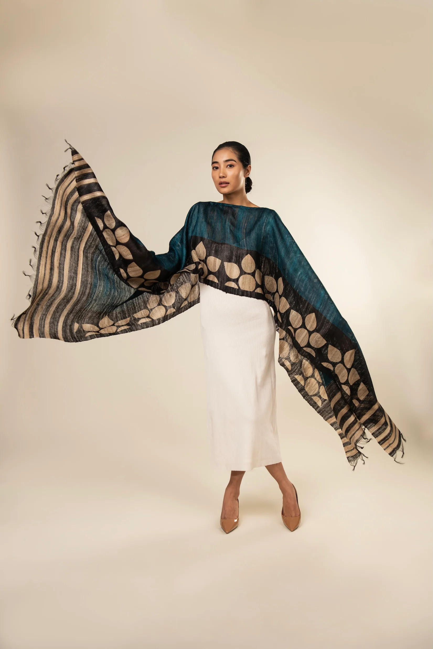 Aeshaane Tussar Peace Silk 3-in-1 Capes (Click for more options) - Image 14