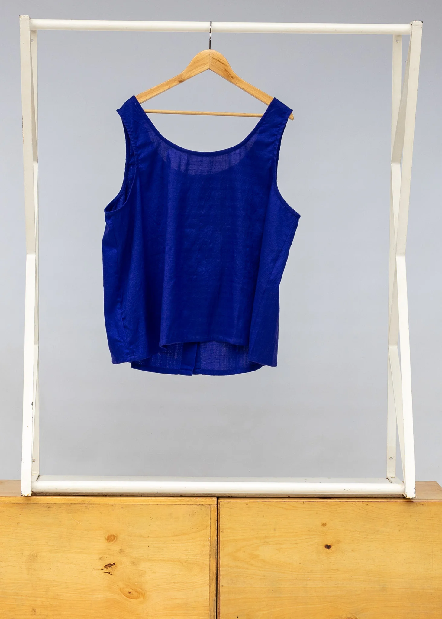 Sapphire Reversible Scoop Tank - Image 3