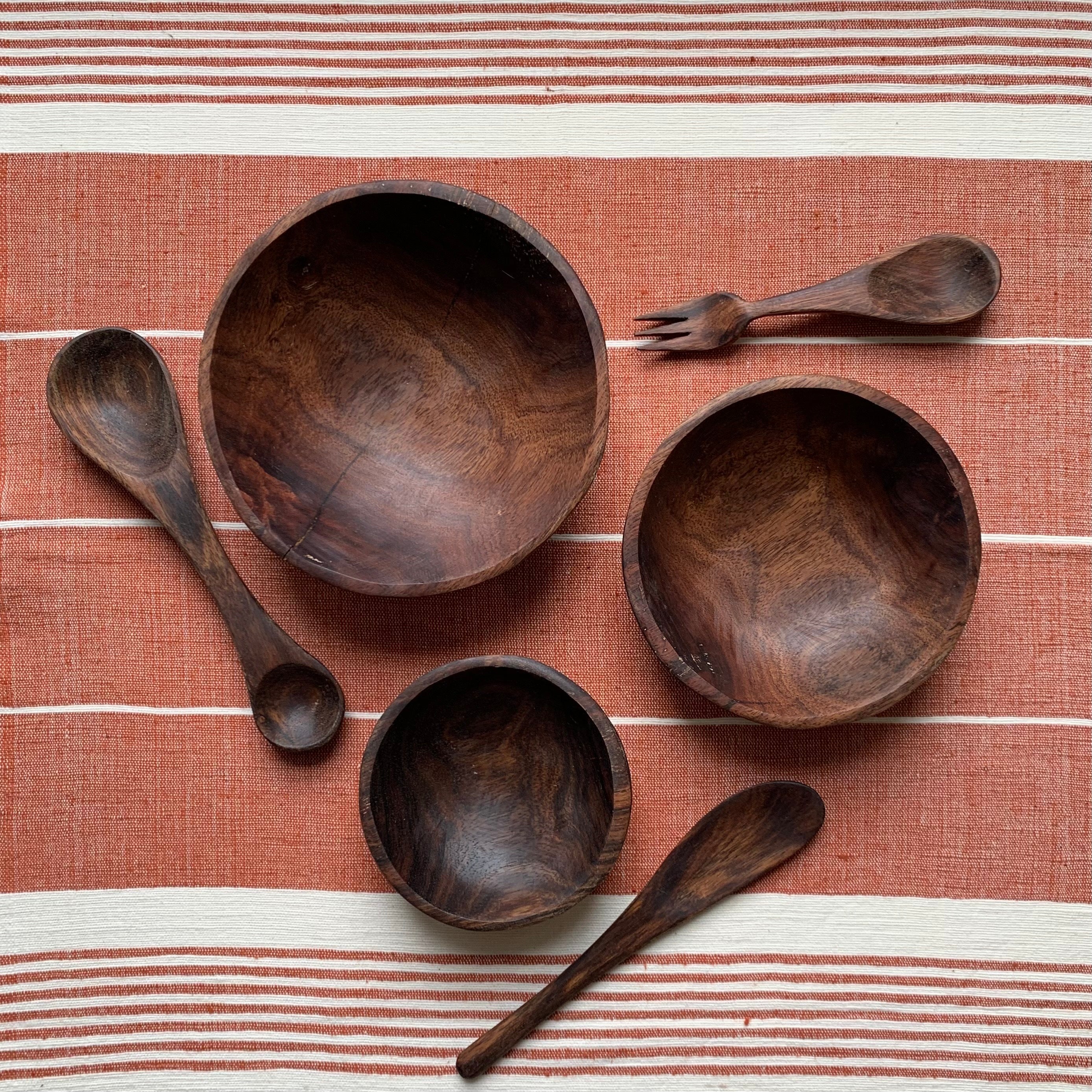 Wooden Nesting Bowls